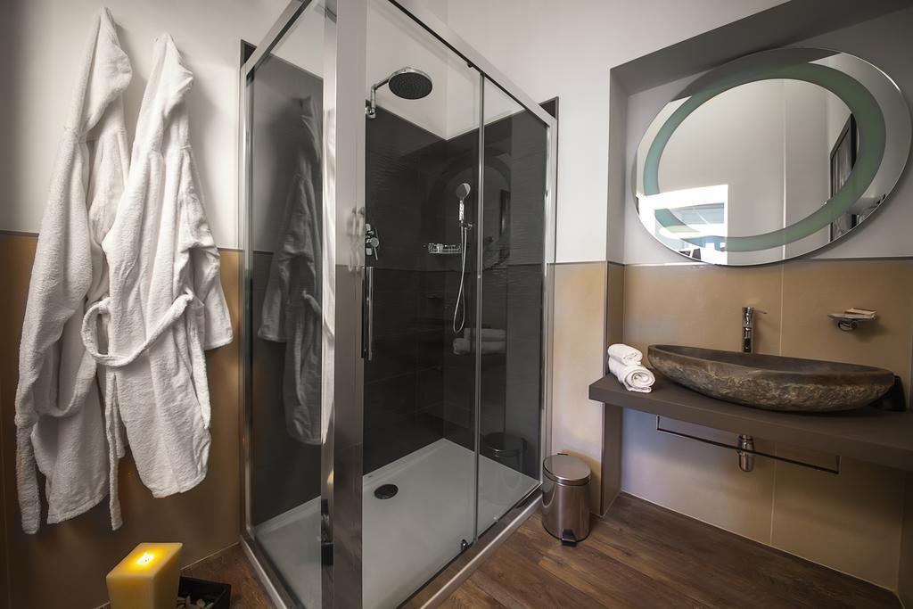 Ferrari Suite Campobasso Room photo